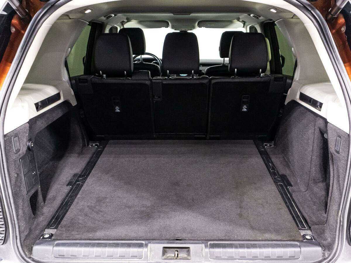 Land Rover Discovery, 2017 Фото №15