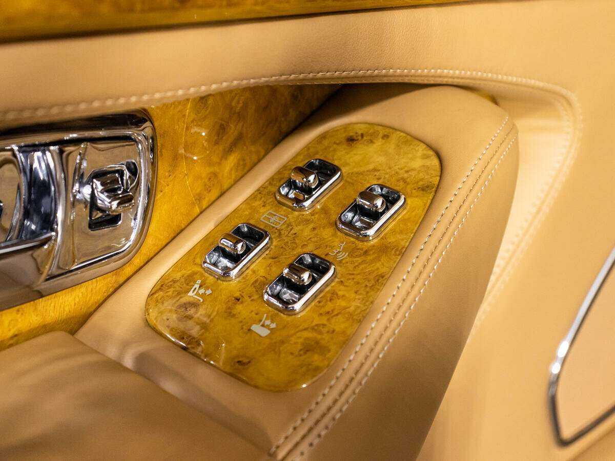 Bentley Arnage R, 2003 Фото №16