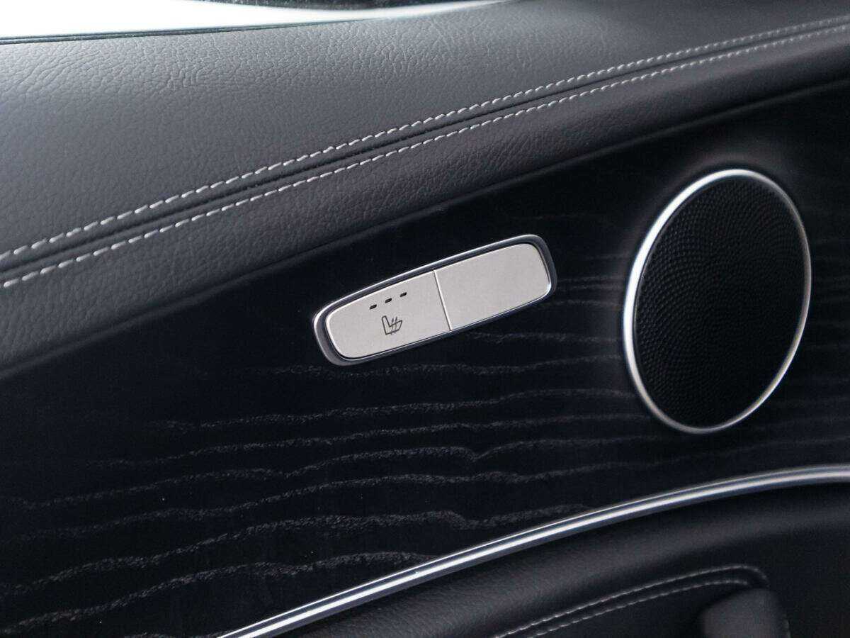 Mercedes-Benz E-Класс 200, 2021 Фото №18
