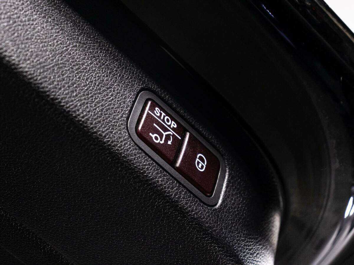 Mercedes-Benz GLS 400, 2017 Фото №15