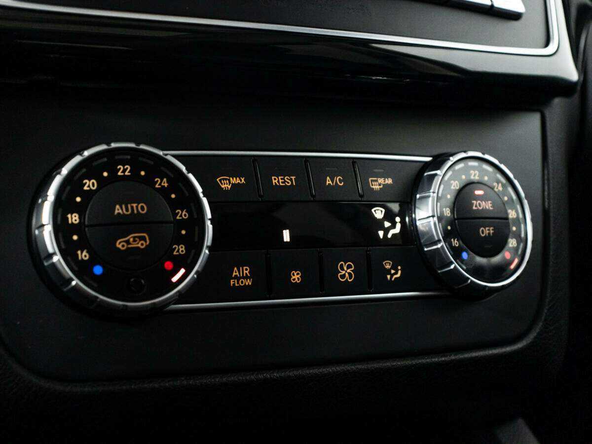 Mercedes-Benz GLS 400, 2017 Фото №20