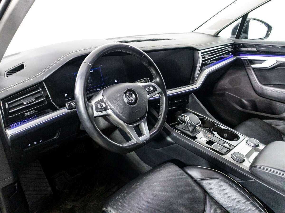 Volkswagen Touareg, 2018 Фото №11