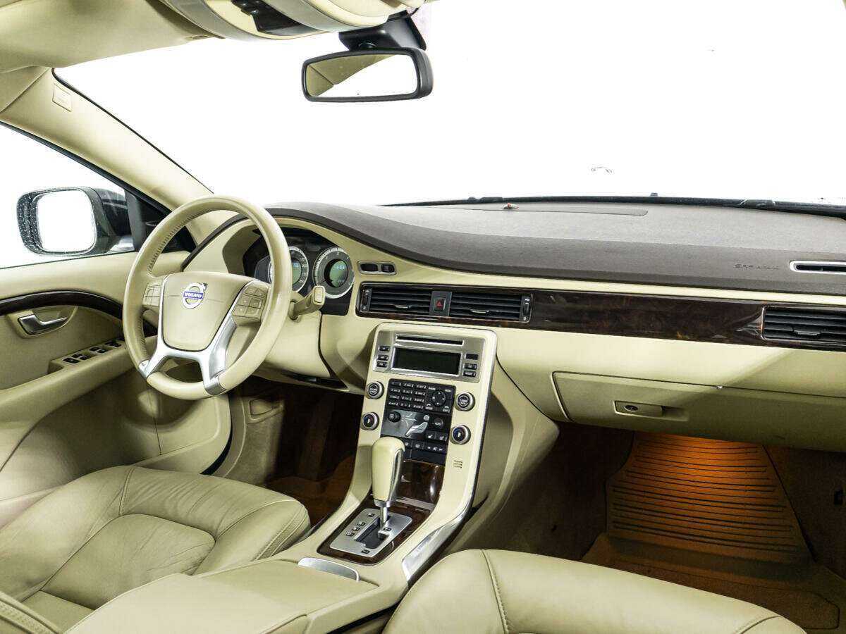 Volvo XC70, 2010 Фото №9