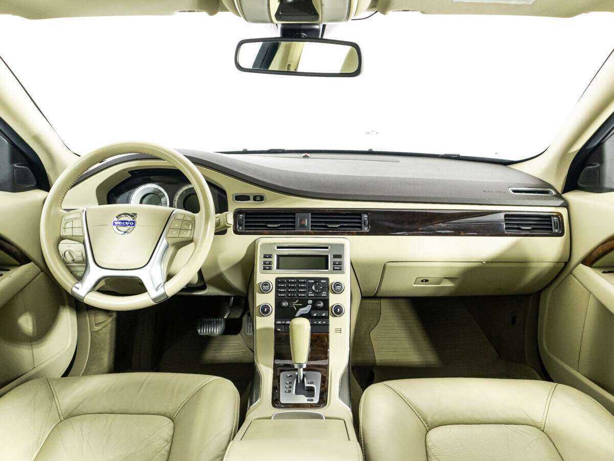 Volvo XC70, 2010 Фото №13