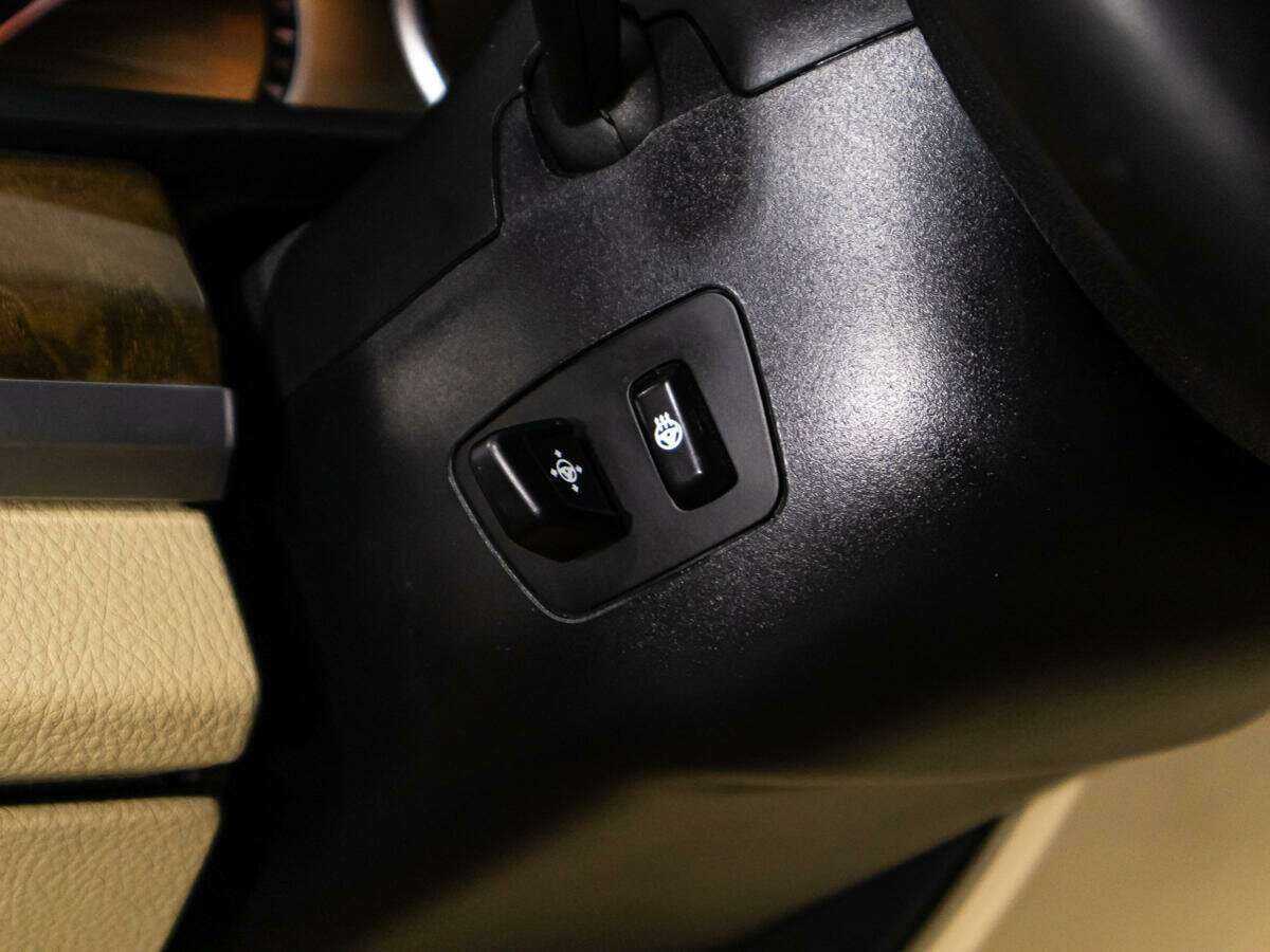 BMW 7 серии 740d xDrive, 2011 Фото №18