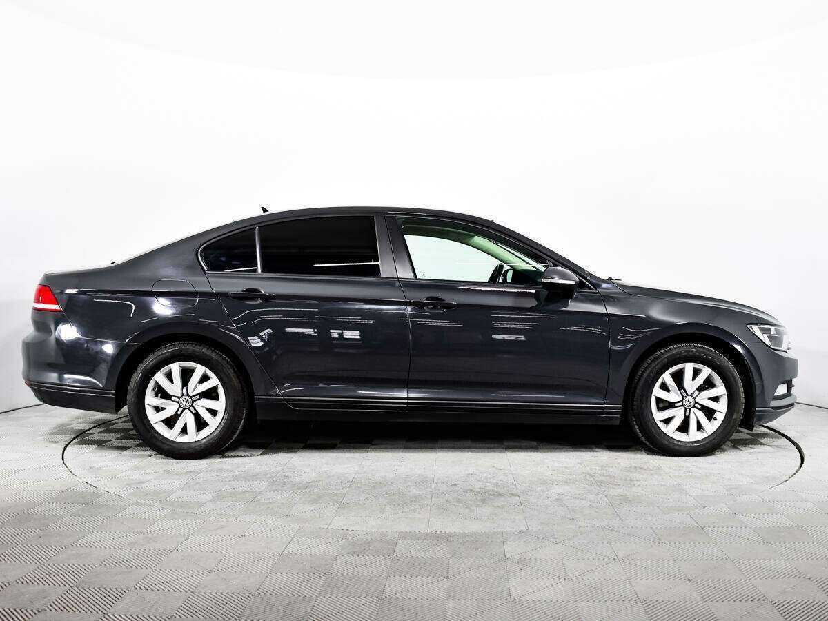 Volkswagen Passat, 2017 - 130 450 км. | Фото №4
