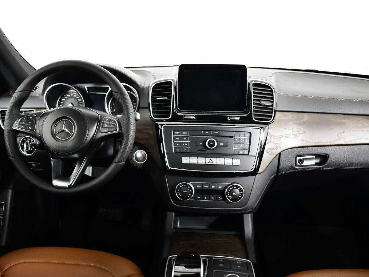 Mercedes-Benz GLS 400, 2016 Фото №9