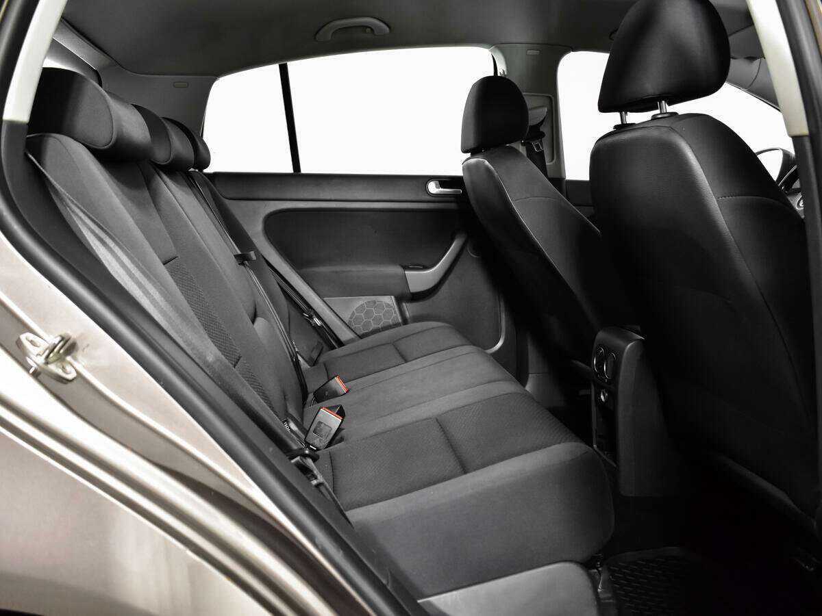 Volkswagen Golf Plus, 2011 Фото №10