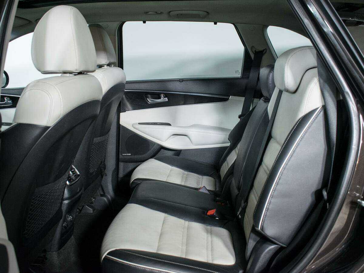 Kia Sorento, 2018 Фото №10
