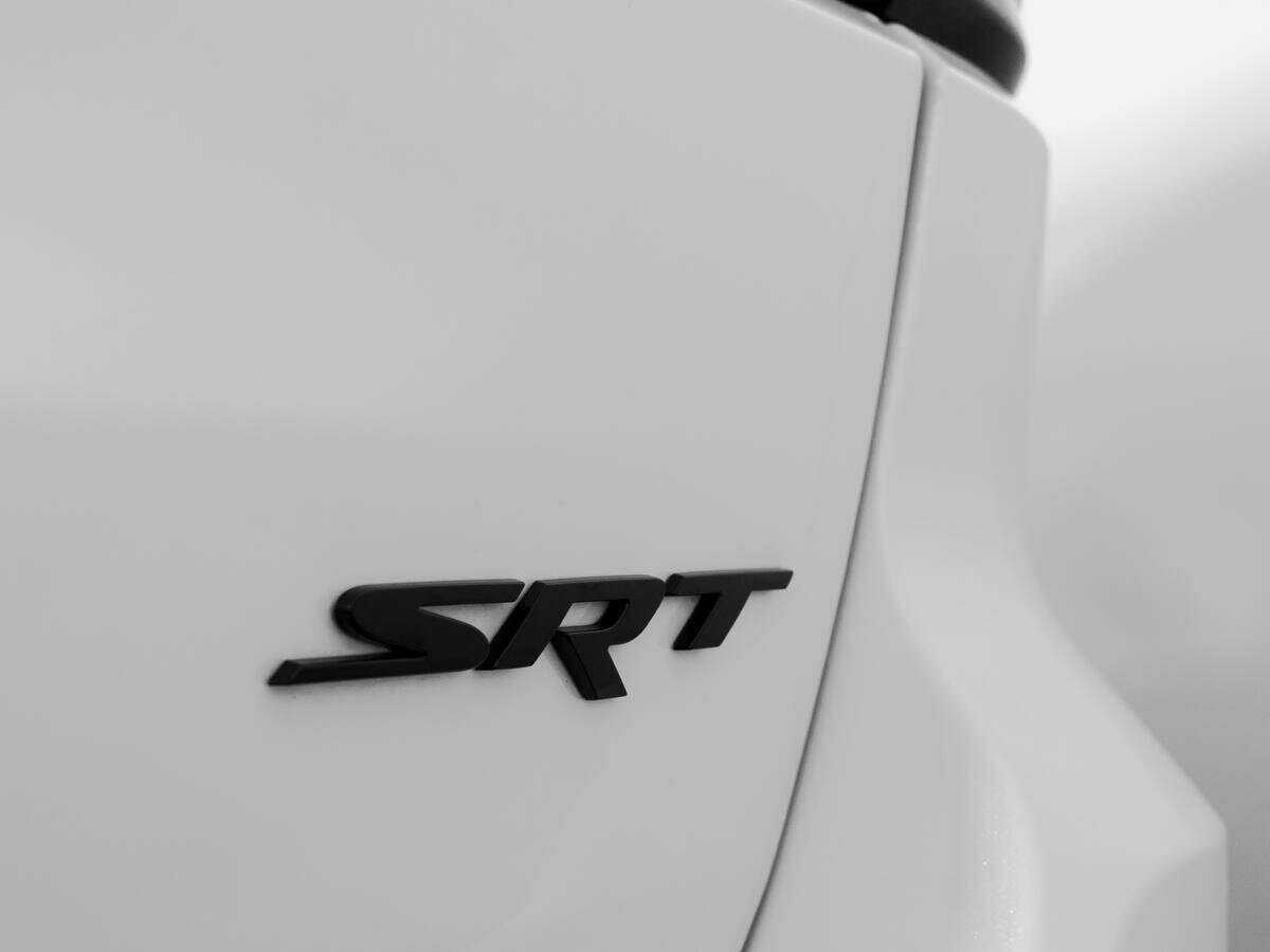Jeep Grand Cherokee SRT, 2020 Фото №21