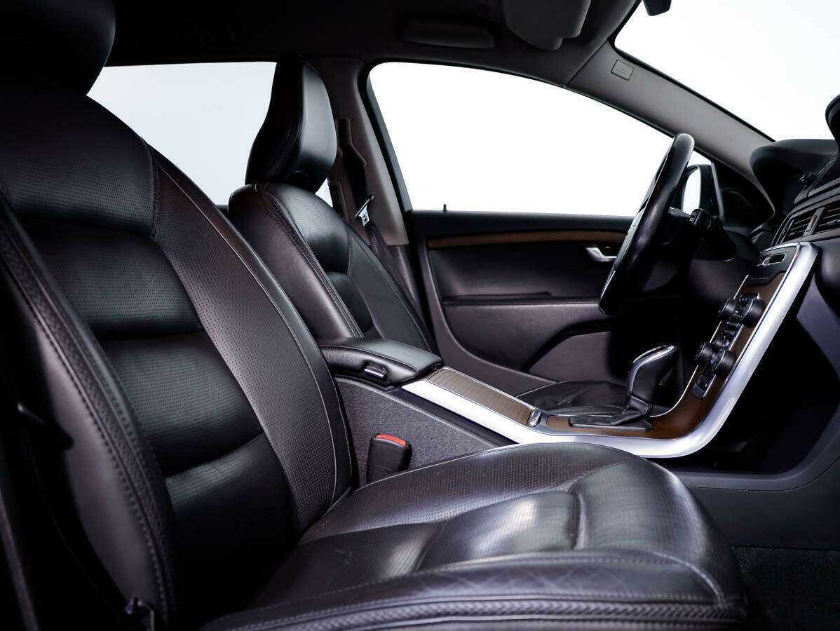 Volvo XC70, 2014 Фото №11