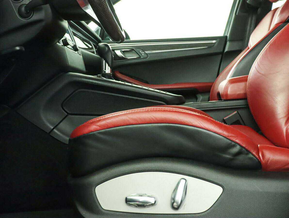 Porsche Macan GTS, 2018 Фото №10