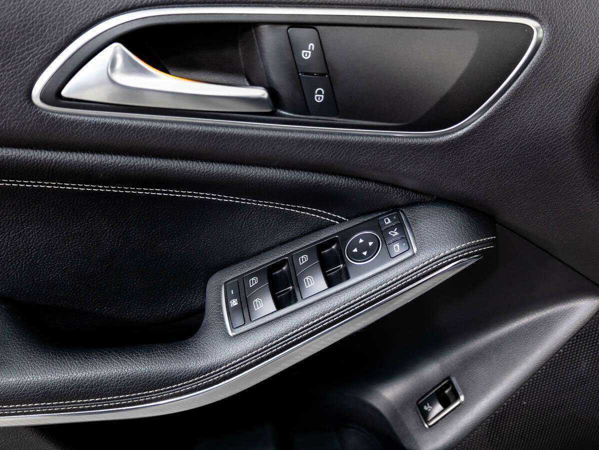 Mercedes-Benz GLA 250, 2014 Фото №14