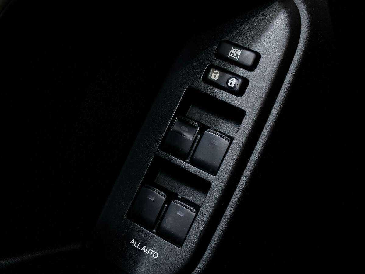 Toyota Land Cruiser Prado, 2017 Фото №22