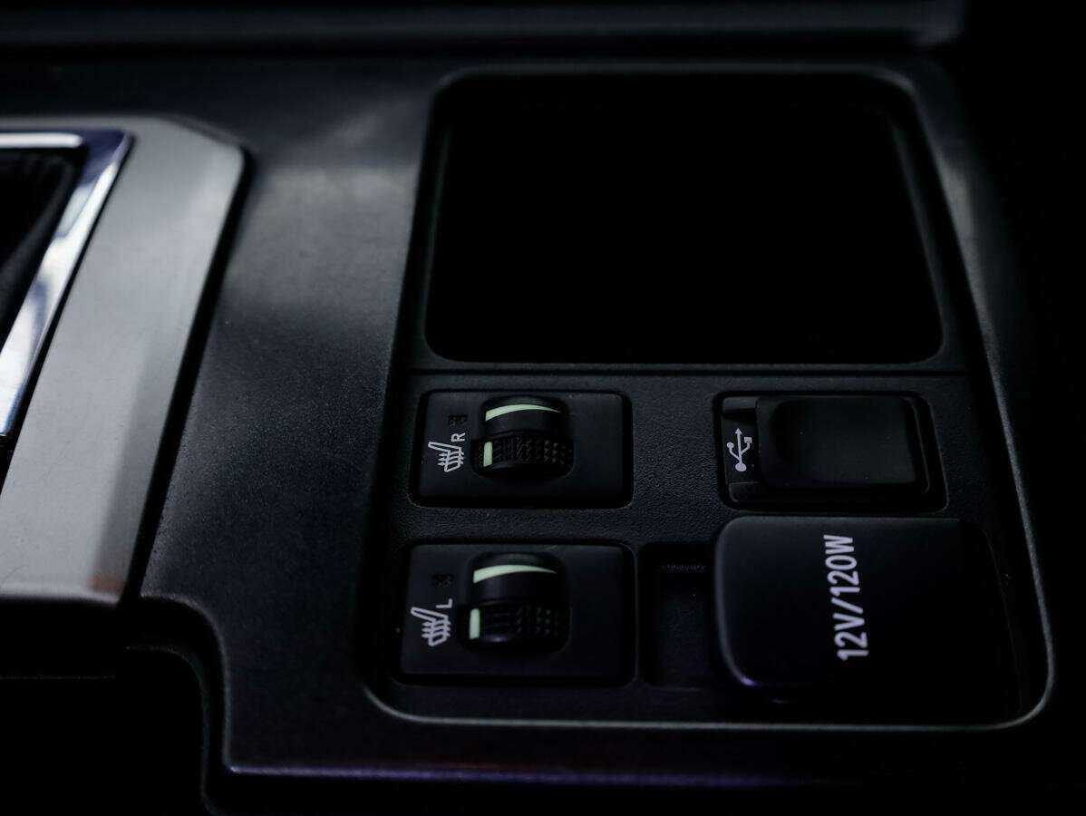 Toyota Land Cruiser Prado, 2017 Фото №26