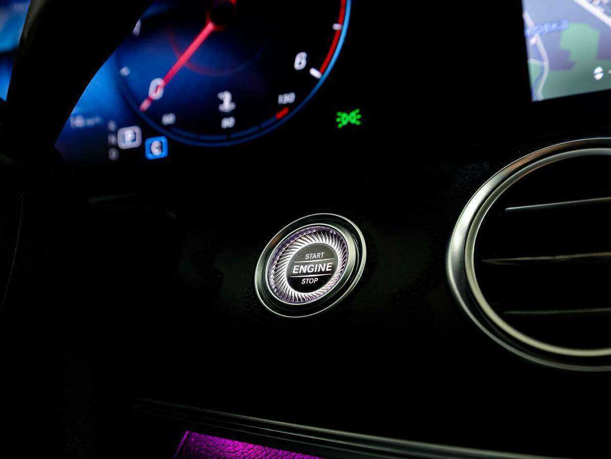 Mercedes-Benz E-Класс 220 d, 2020 Фото №19