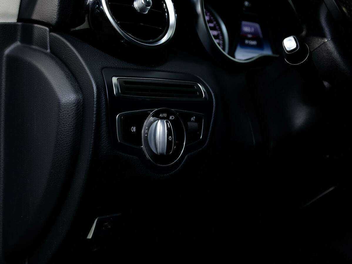 Mercedes-Benz C-Класс 180, 2014 Фото №19