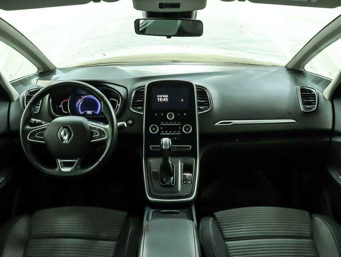 Renault Scenic, 2018 Фото №18
