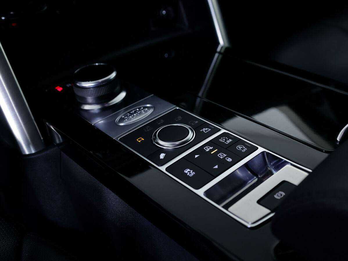 Land Rover Discovery, 2017 Фото №17