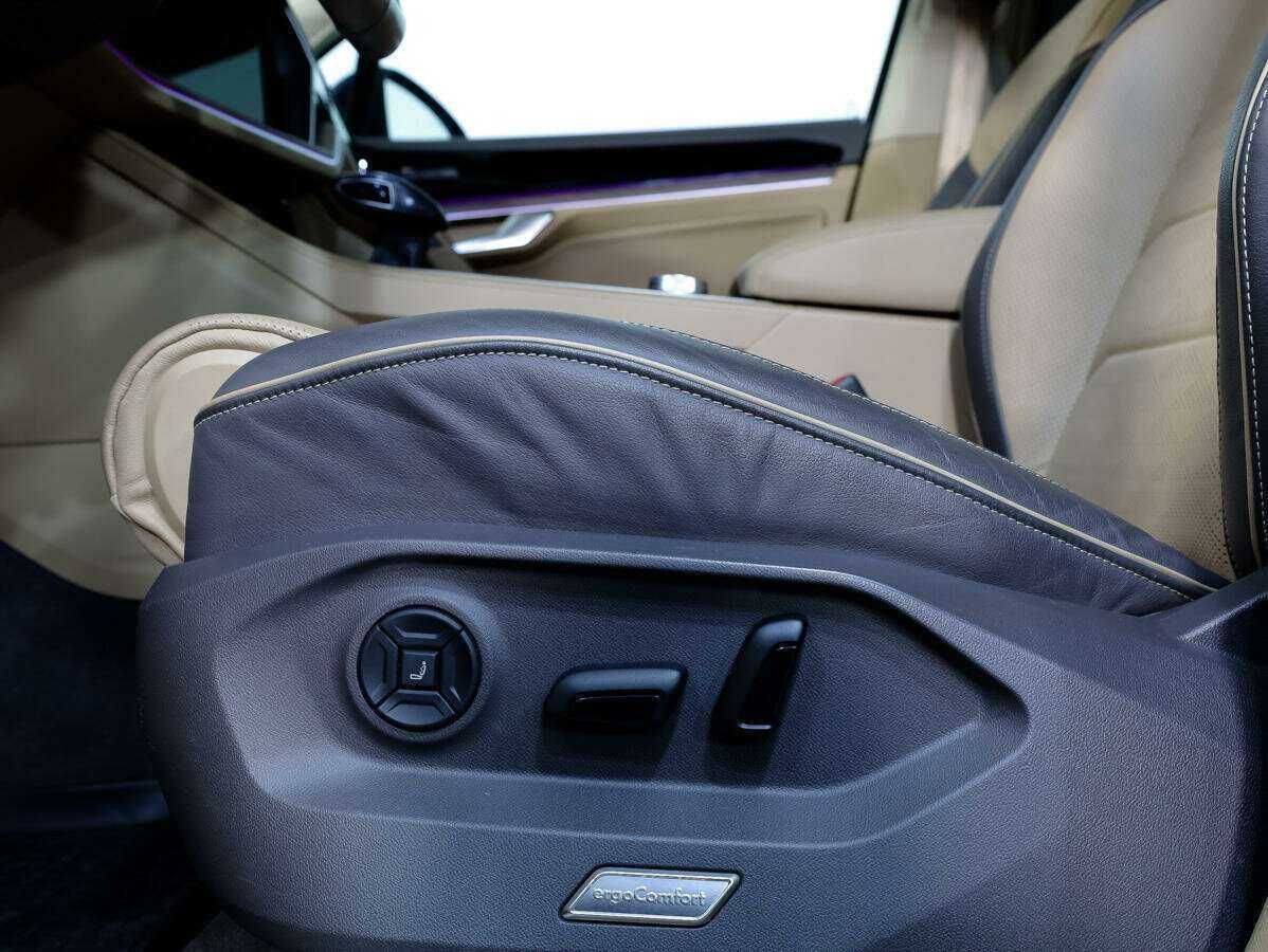 Volkswagen Touareg, 2020 Фото №13