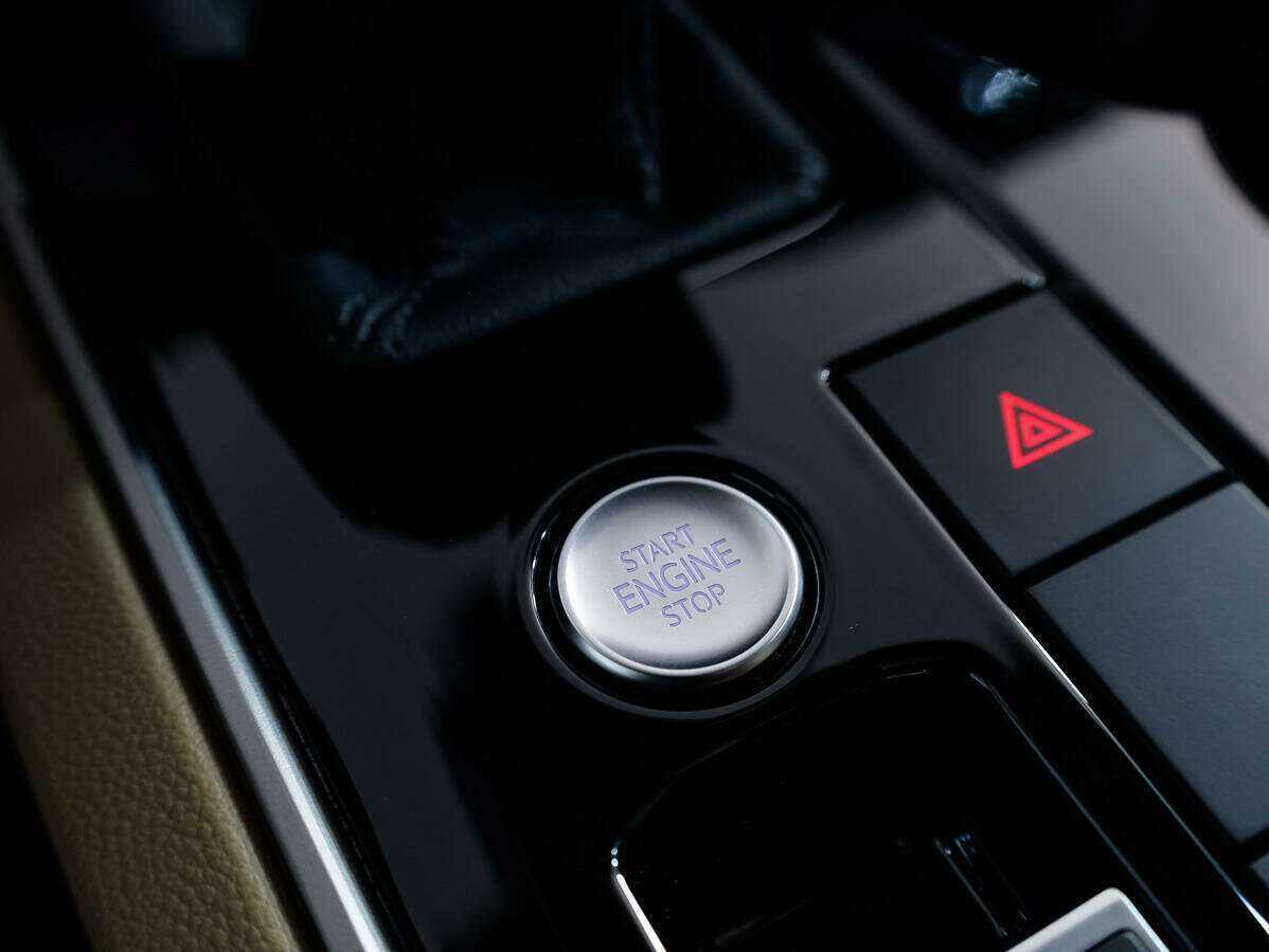 Volkswagen Touareg, 2020 Фото №19