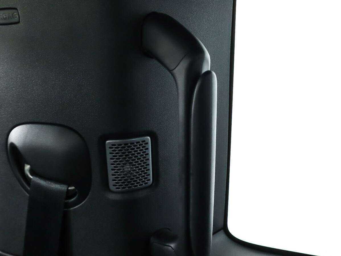 Land Rover Defender 90, 2021 Фото №23