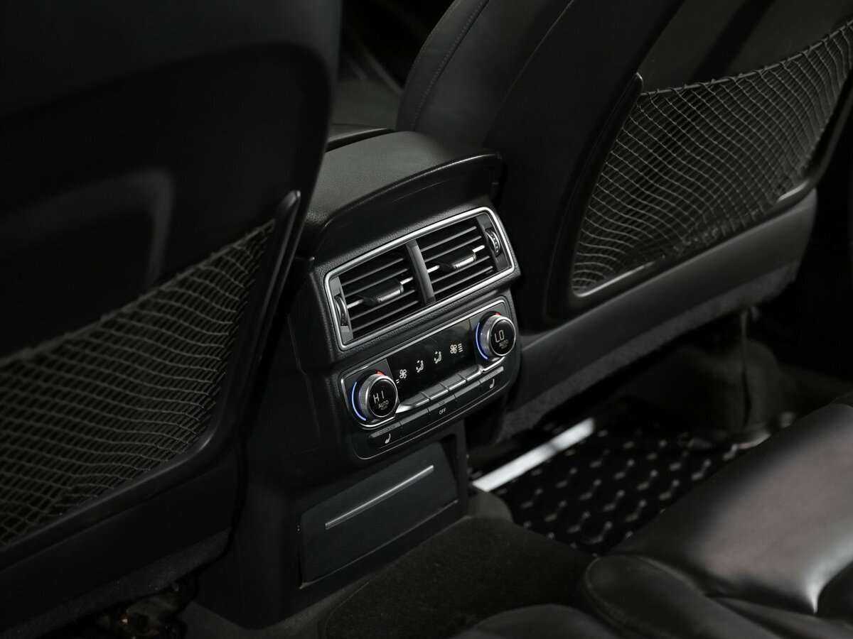 Audi Q7, 2017 Фото №11