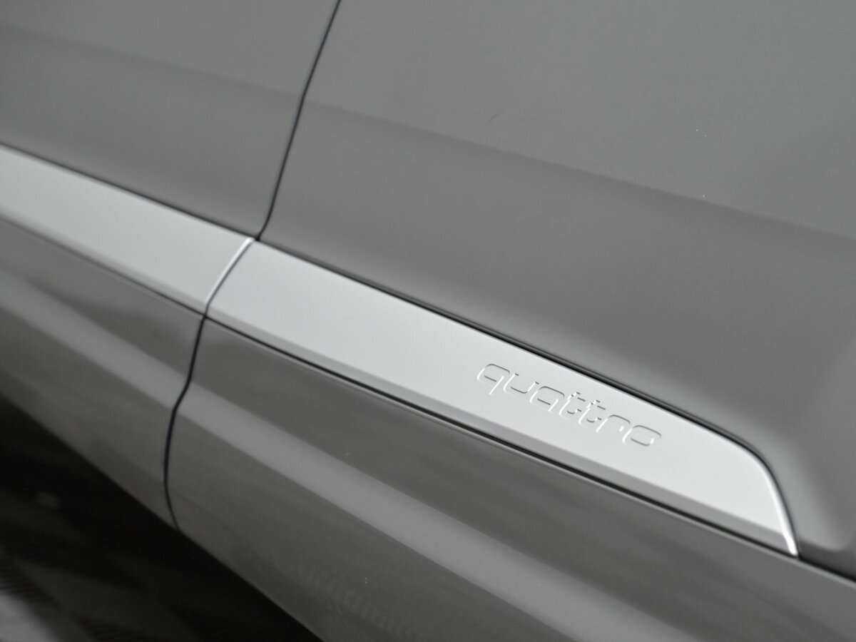 Audi Q7, 2017 Фото №18