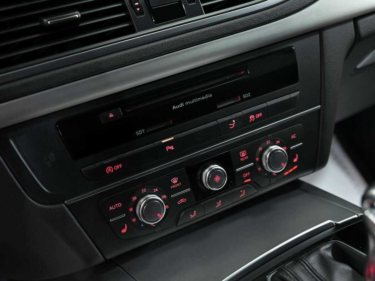 Audi A7, 2011 Фото №17