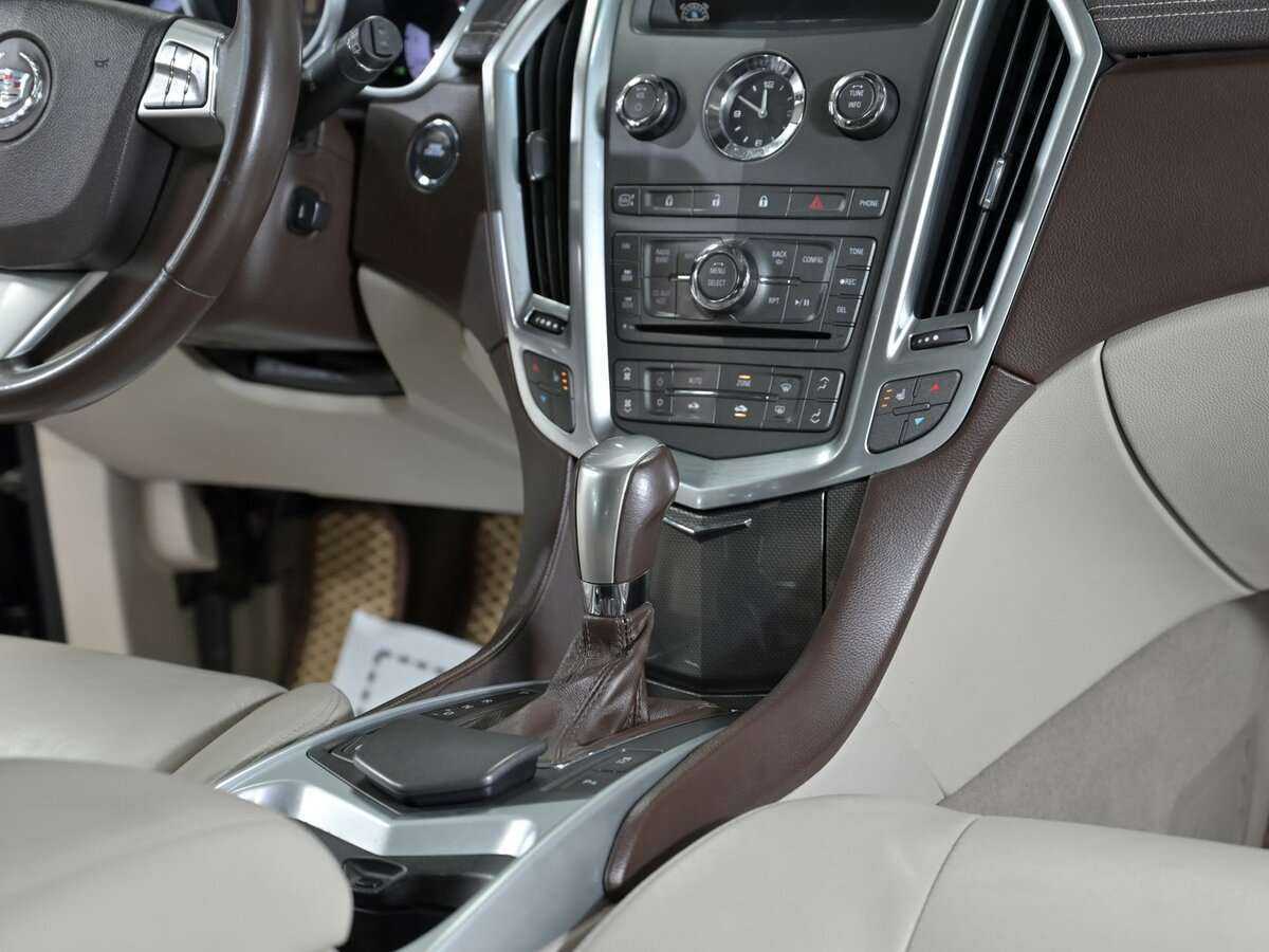Cadillac SRX, 2010 Фото №14