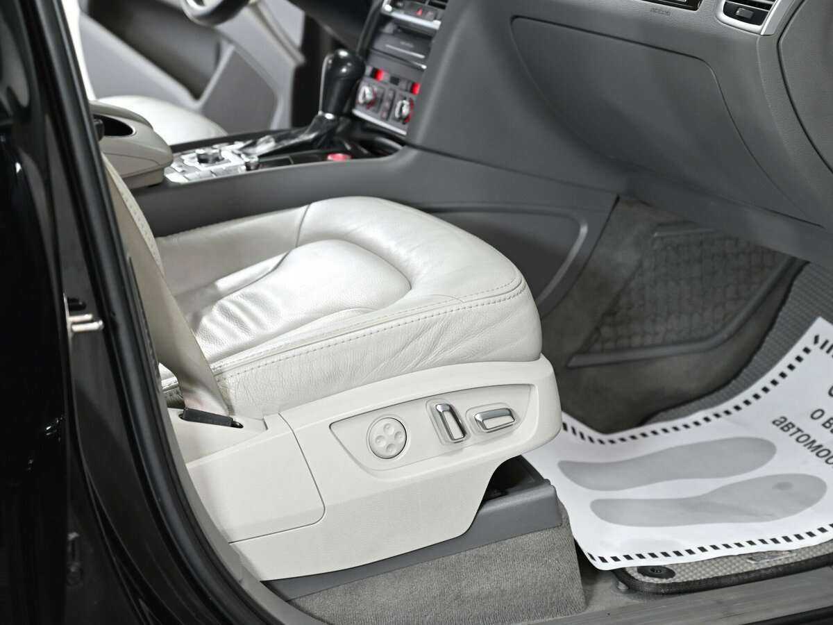 Audi Q7, 2010 Фото №13