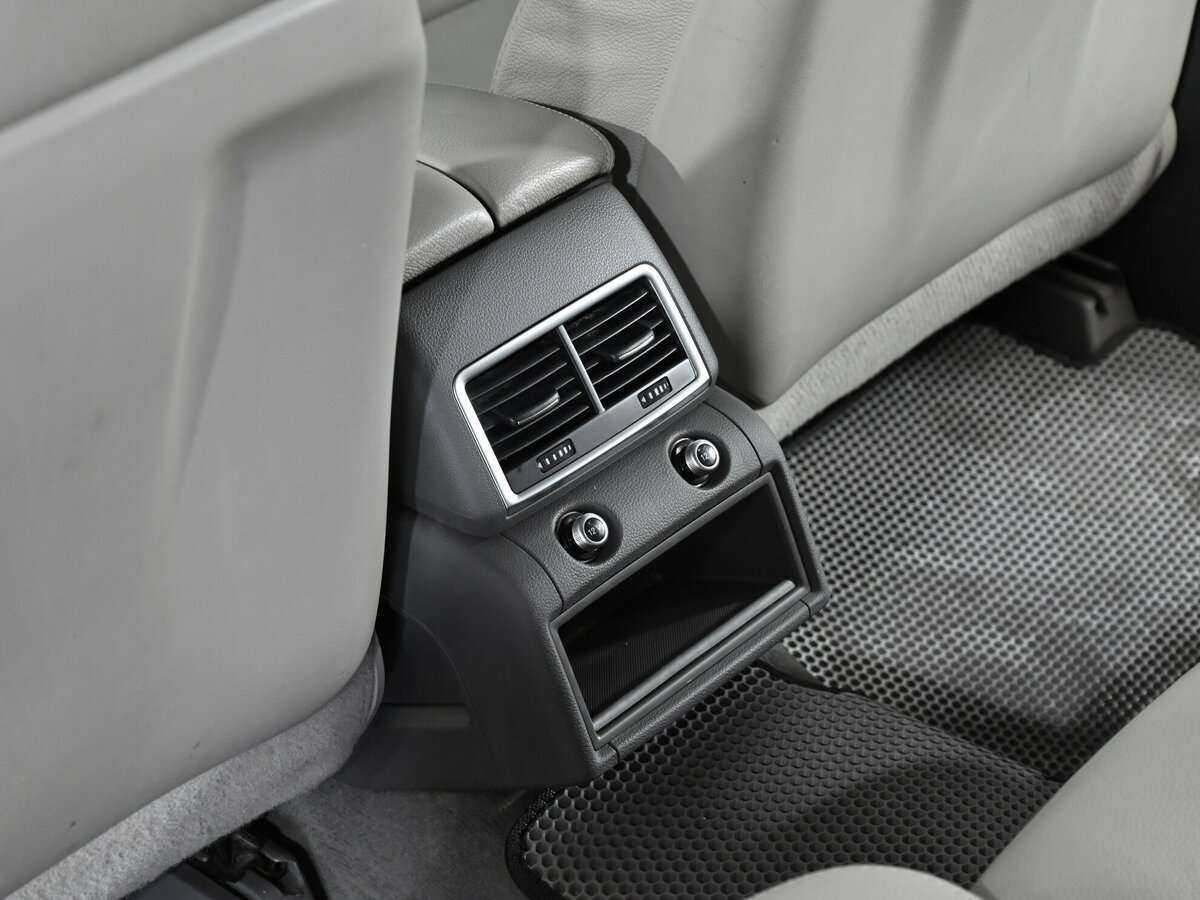 Audi Q7, 2010 Фото №15