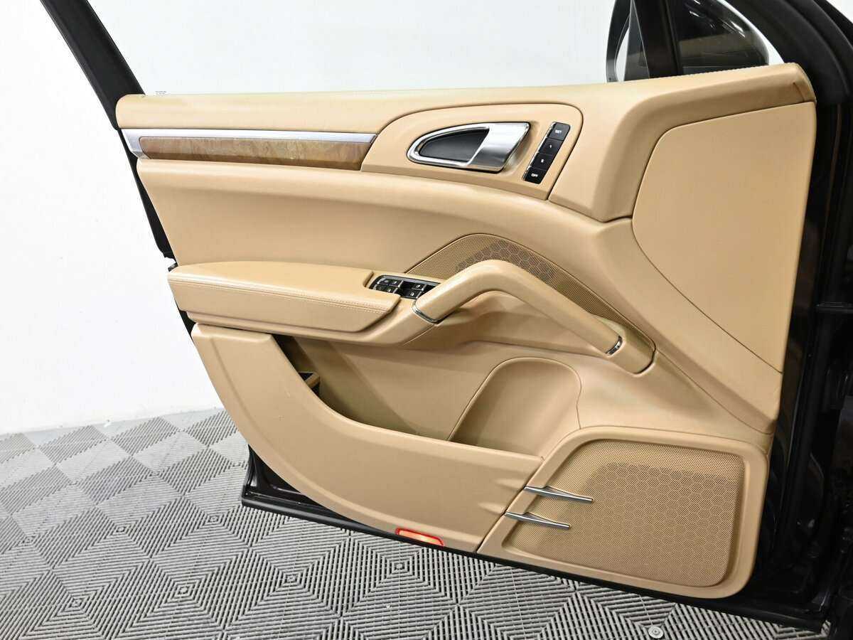 Porsche Cayenne, 2010 Фото №14