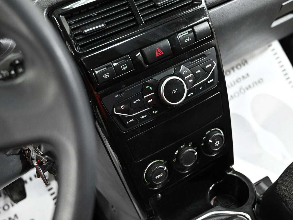 Lada (ВАЗ) Priora, 2014 Фото №12