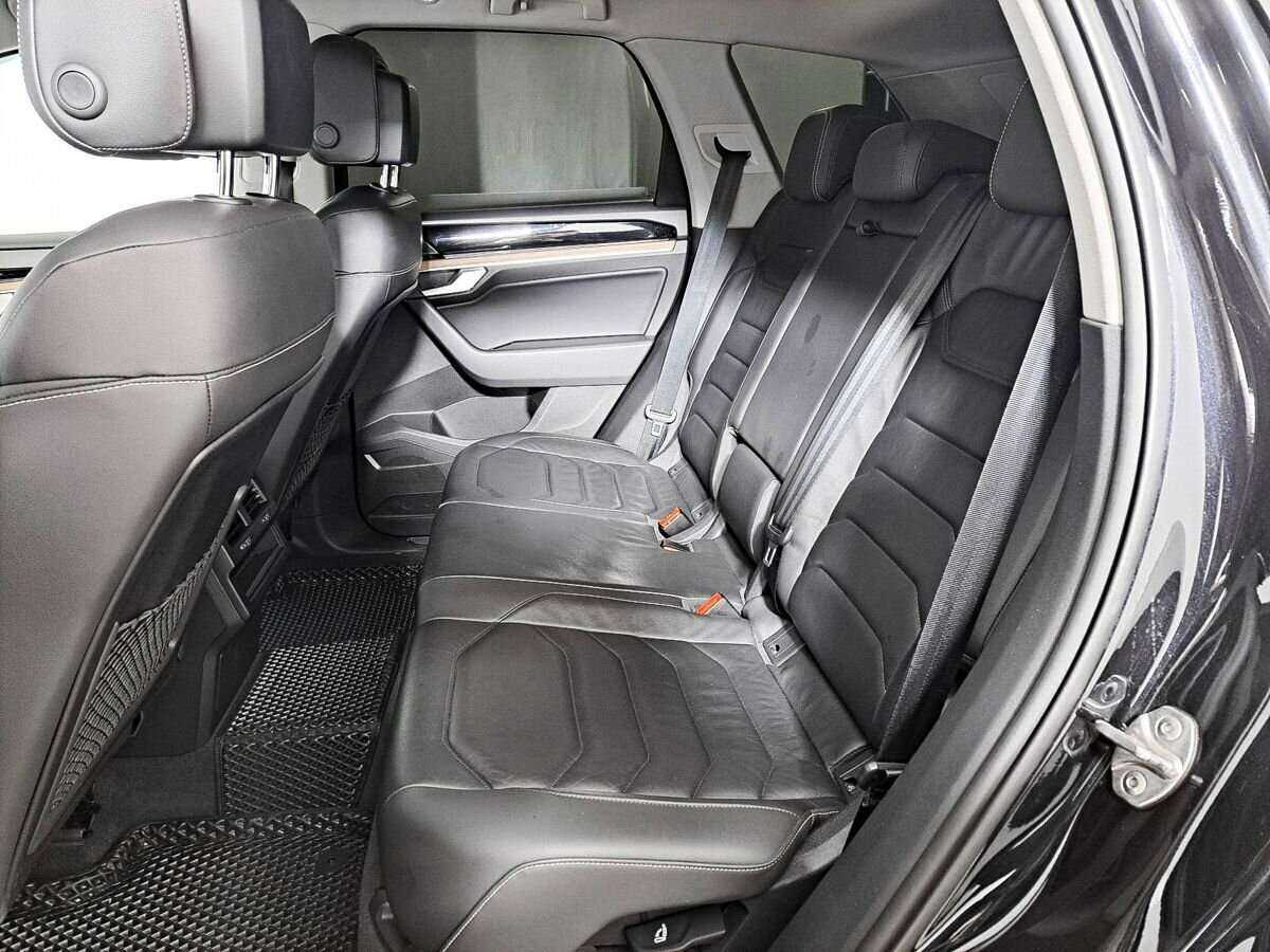 Volkswagen Touareg, 2018 Фото №10