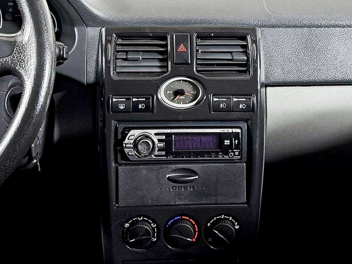 Lada (ВАЗ) Priora, 2011 Фото №12