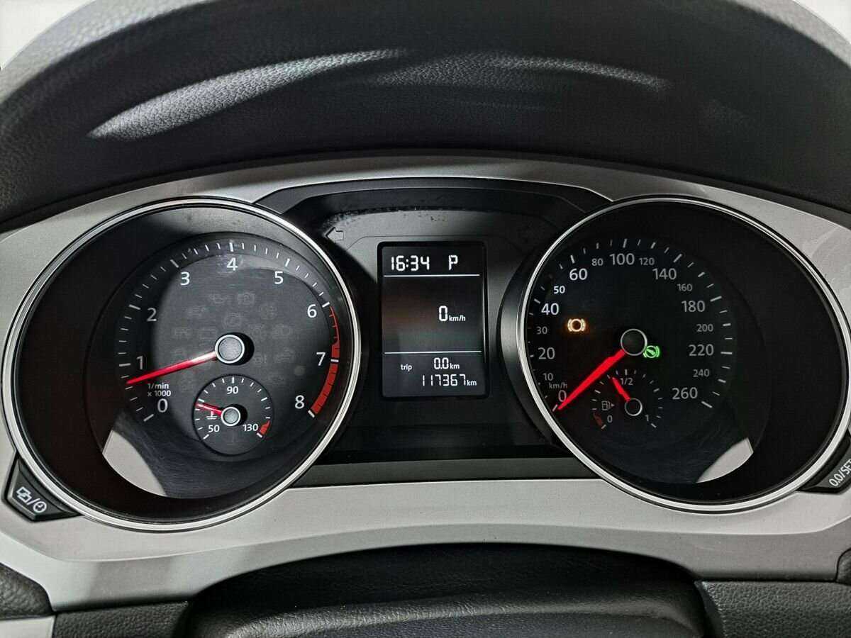 Volkswagen Jetta, 2018 Фото №10