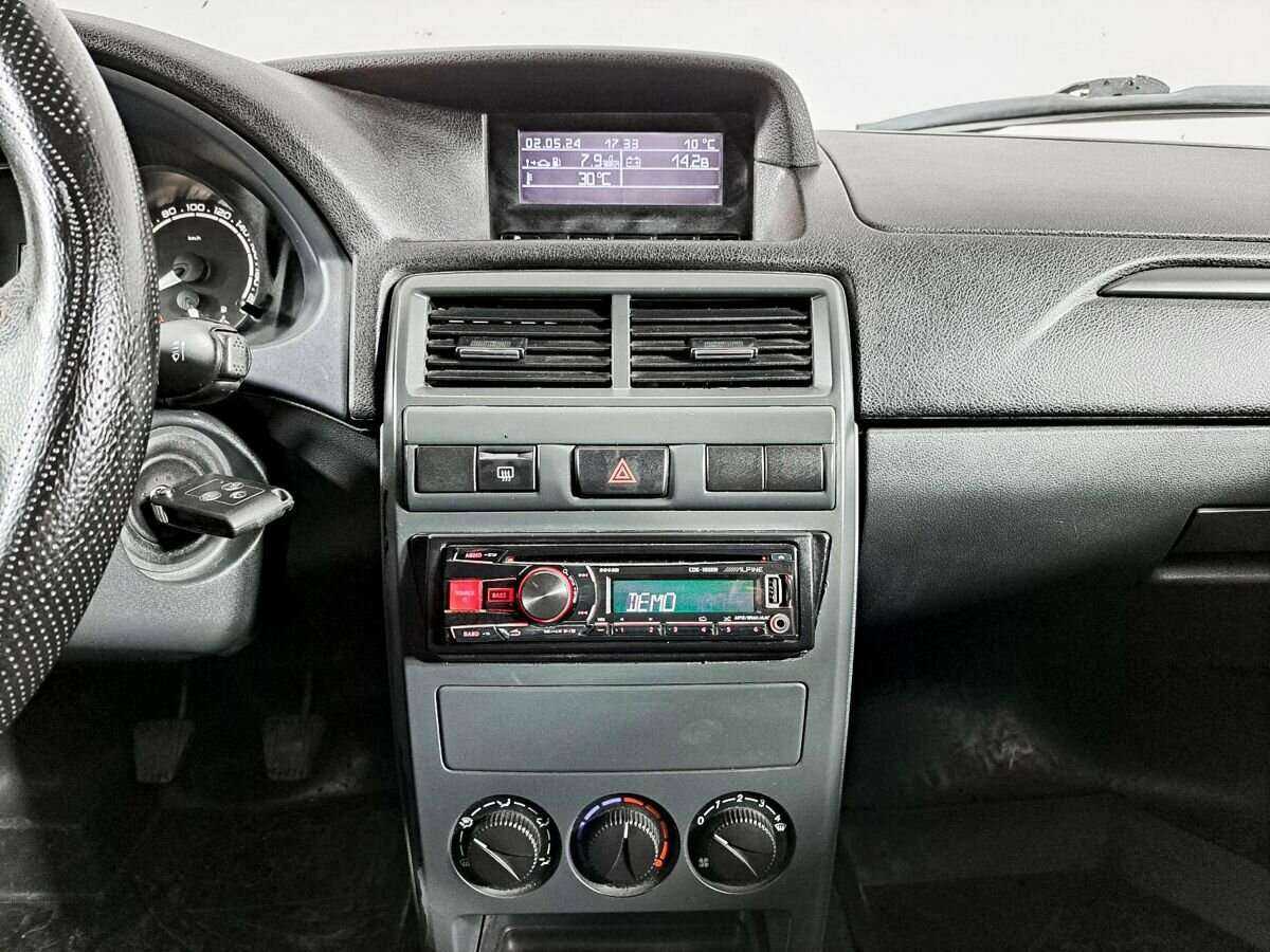 Lada (ВАЗ) Priora, 2015 Фото №10