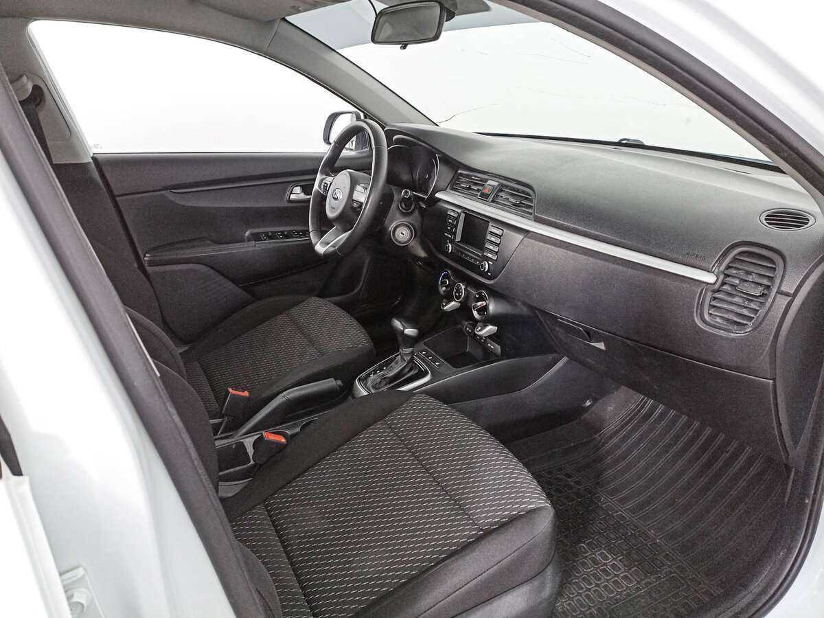 Kia Rio, 2018 Фото №9