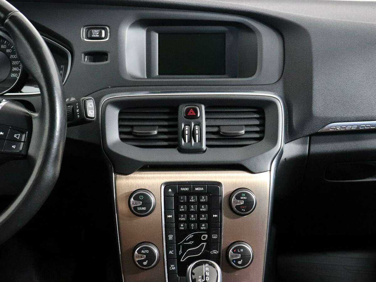 Volvo V40 Cross Country, 2015 Фото №12