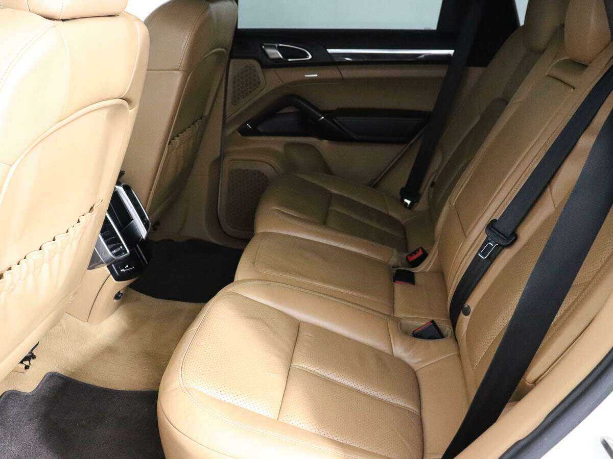 Porsche Cayenne Diesel, 2010 Фото №9