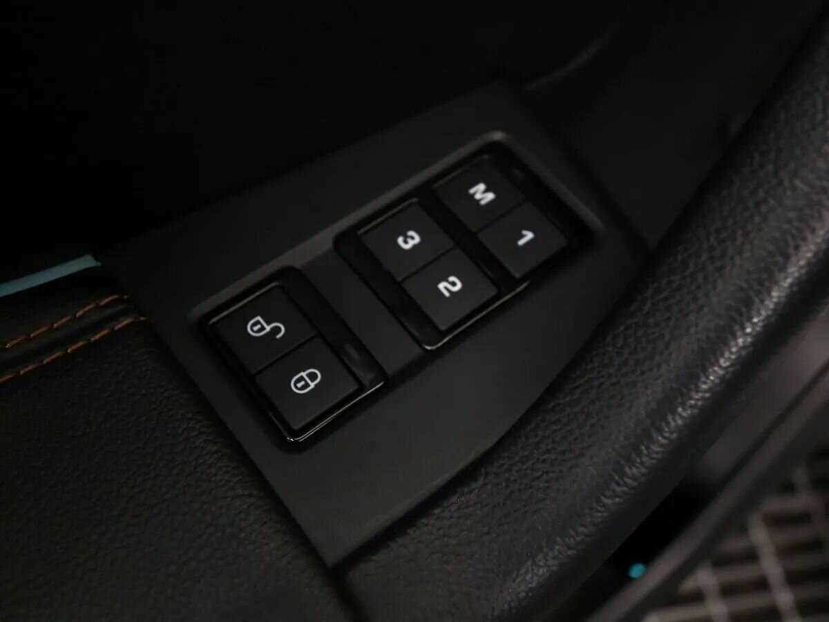 Jaguar F-Pace, 2016 Фото №12