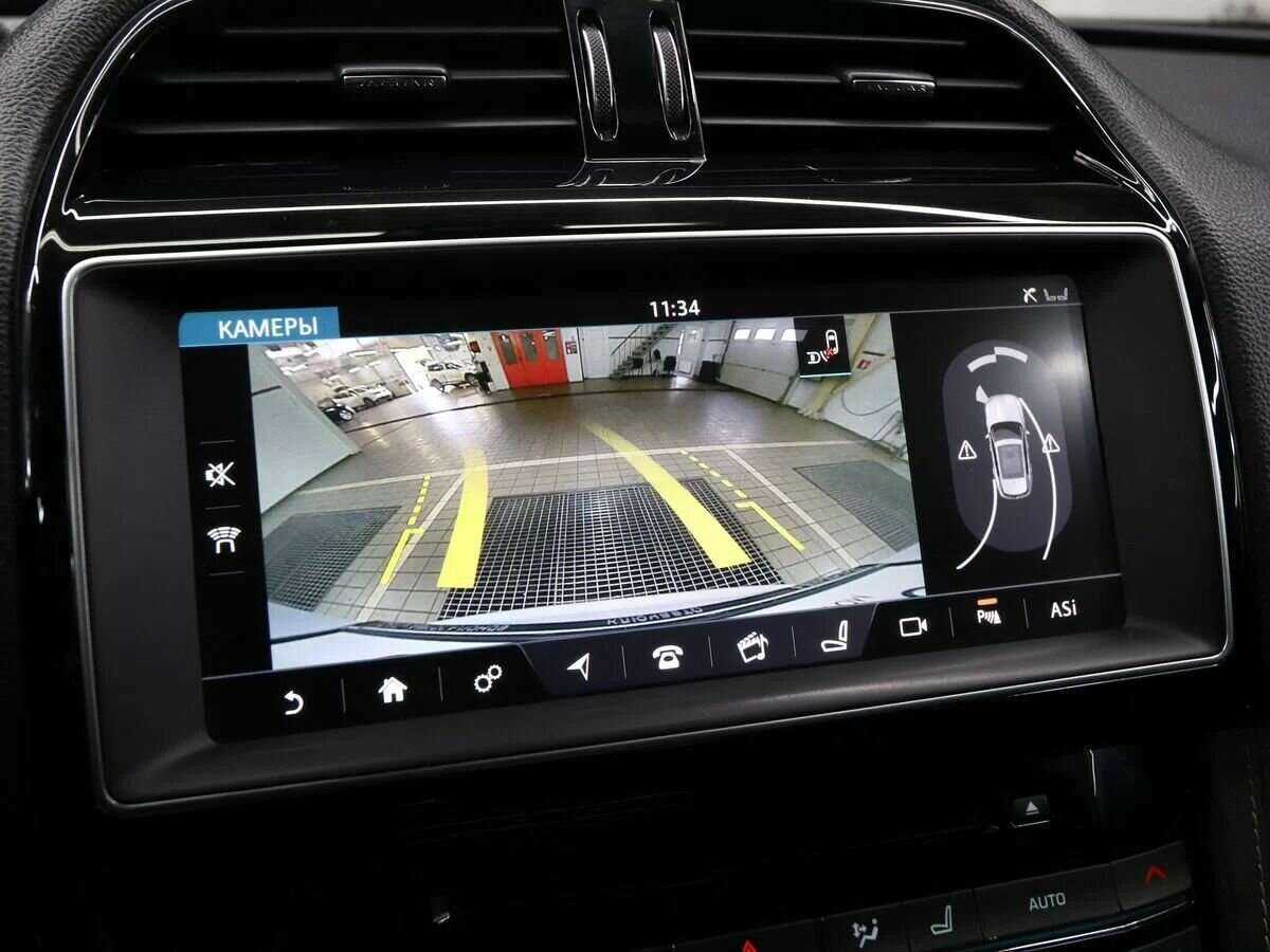 Jaguar F-Pace, 2016 Фото №26