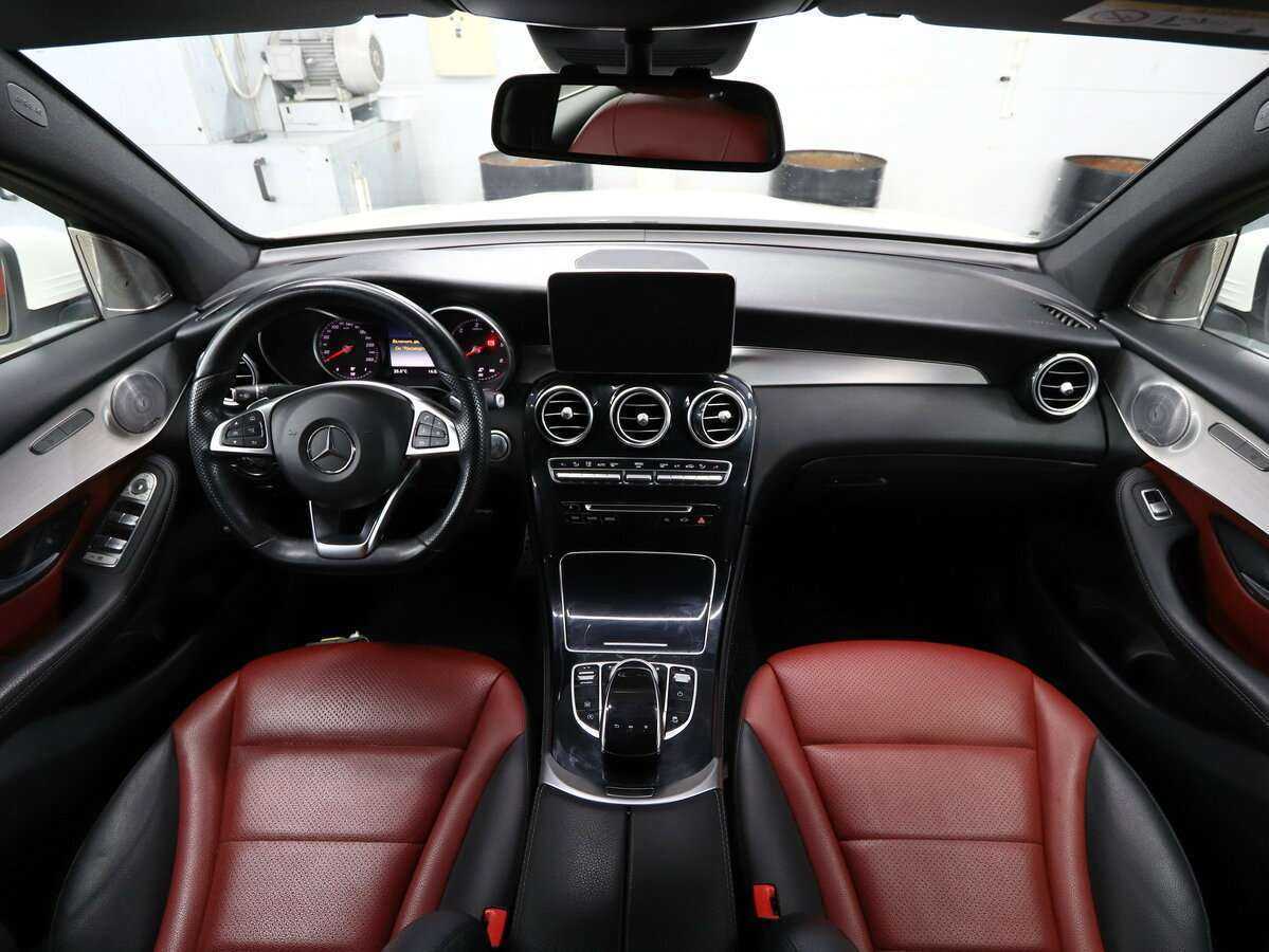 Mercedes-Benz GLC Coupe 250 d, 2018 Фото №15