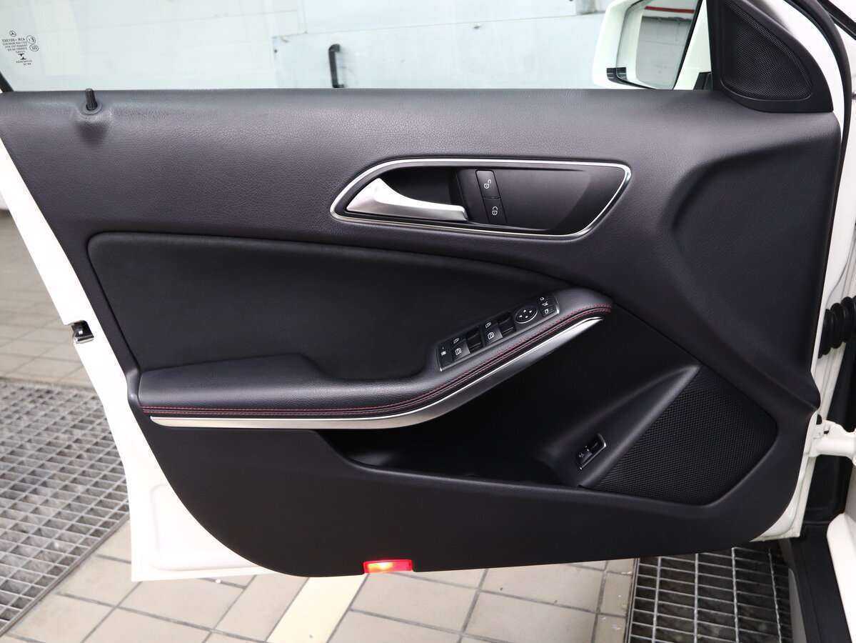 Mercedes-Benz GLA 200, 2016 - 97 000 км. | Фото №8