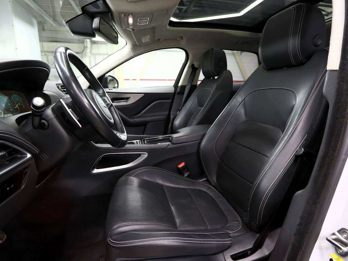 Jaguar F-Pace, 2017 Фото №6