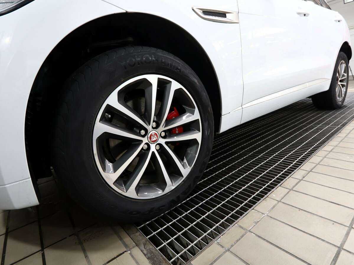 Jaguar F-Pace, 2017 Фото №23