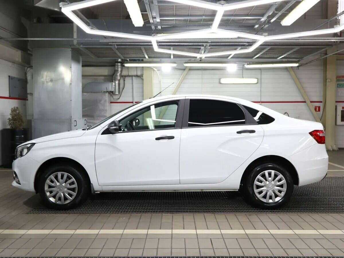 Lada (ВАЗ) Vesta, 2021 - 35 000 км. | Фото №3