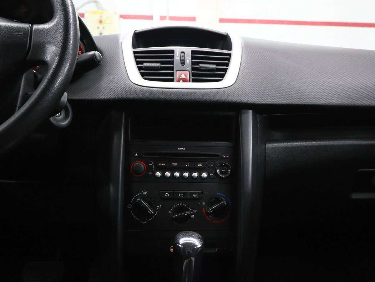 Peugeot 207, 2007 Фото №13