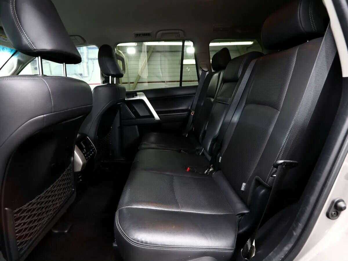 Toyota Land Cruiser Prado, 2018 Фото №10
